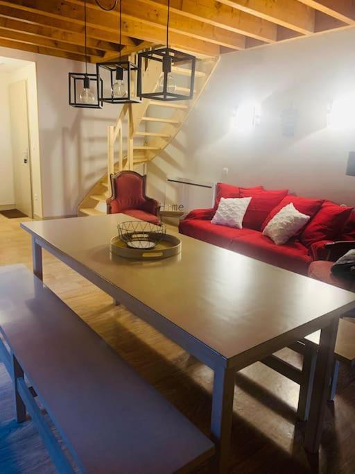 Appartement Chaleureux Chez Nadege Et Raphael Арро Экстерьер фото