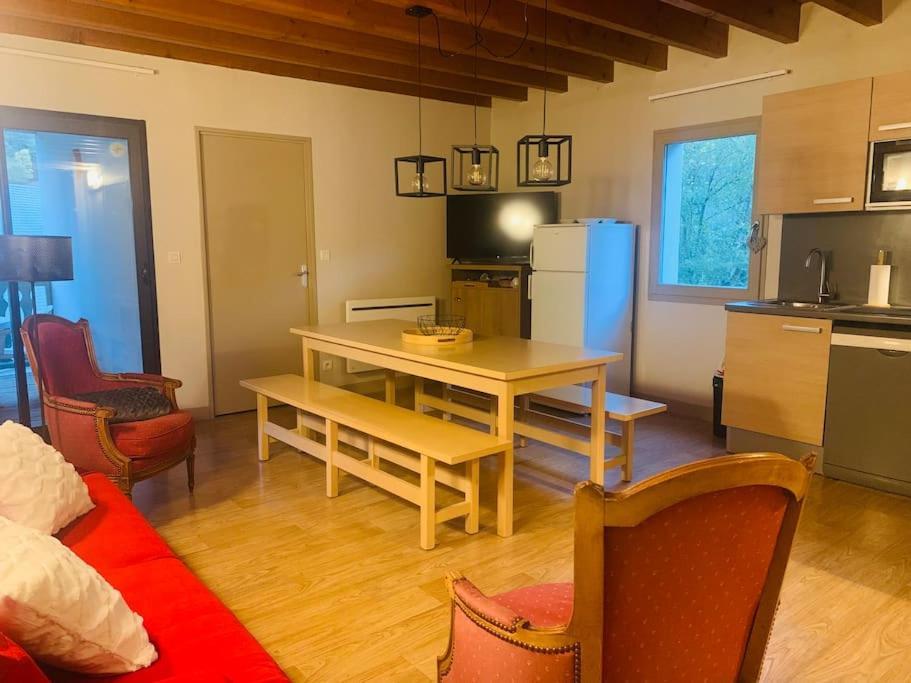 Appartement Chaleureux Chez Nadege Et Raphael Арро Экстерьер фото