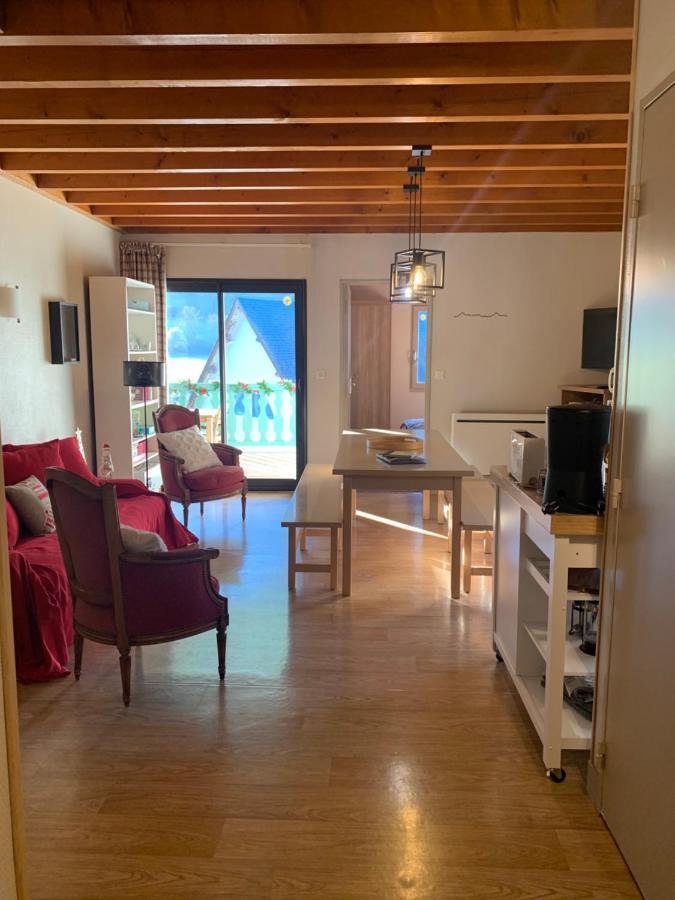Appartement Chaleureux Chez Nadege Et Raphael Арро Экстерьер фото